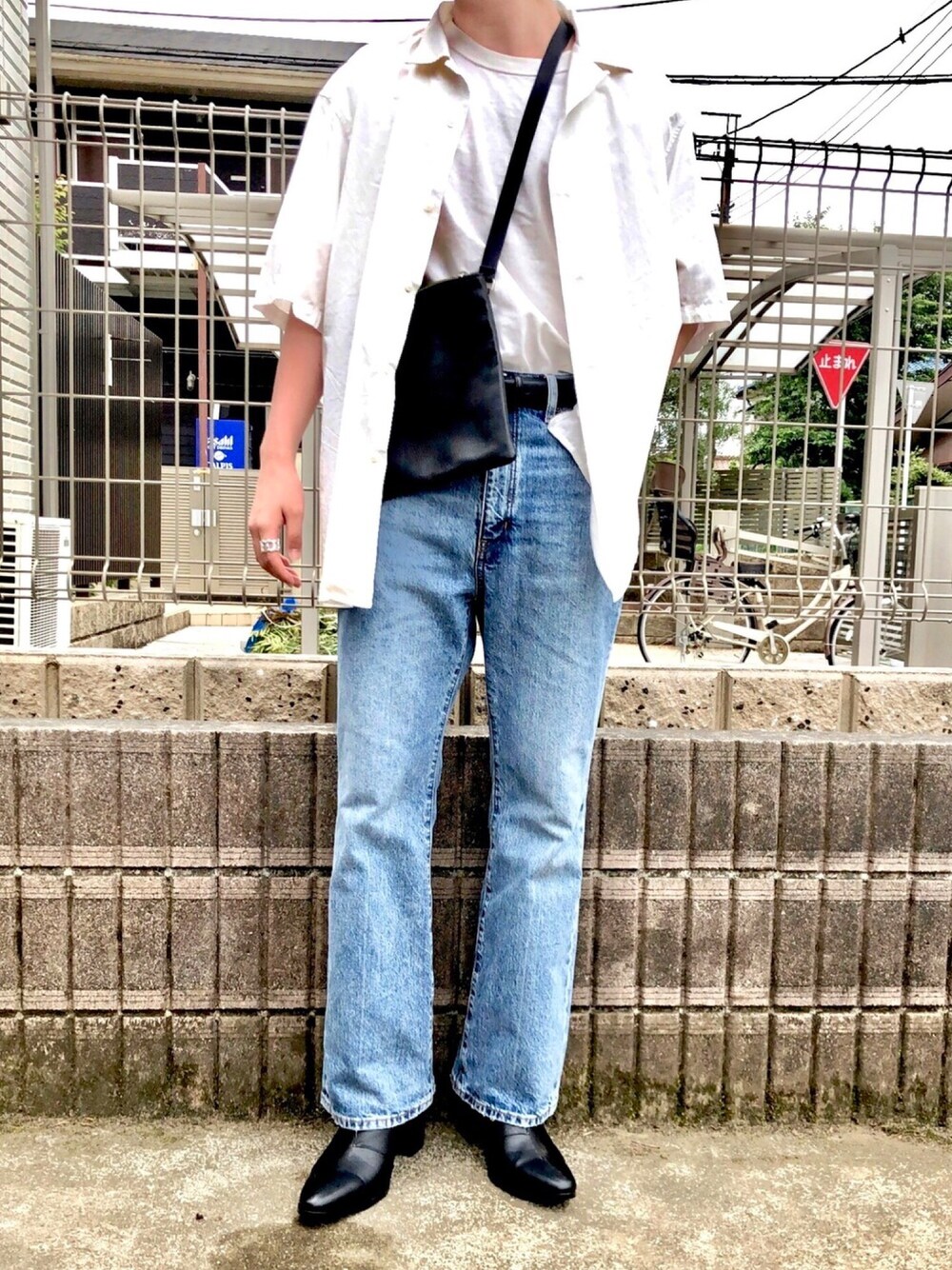 「夏だ！Tシャツ着よう！、シンプル、オーバーサイズ、オープンカラーシャツ、デニムパンツ、夏、いいね、save、フォローお願いします🤑、u170、プチプラ、フォローミー」｜「GUのアイテム（デニムパンツ、ブルー系）」を使った、k.s.k「U170」さん（メンズ・170cm）の夏コーディネートの1枚目の写真