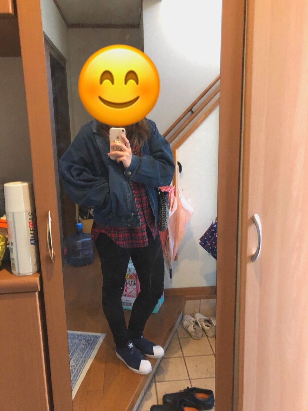 「usedのアイテム（デニムジャケット、ブルー系）」を使った、Saeさん（レディース・155cm）の秋コーディネートの1枚目の写真