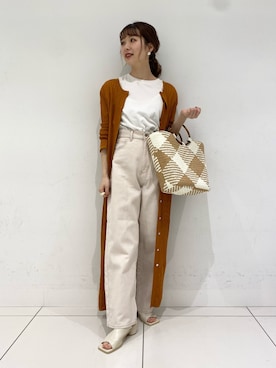 ワンピース オレンジ系 を使った 白パンツ の人気ファッションコーディネート Wear