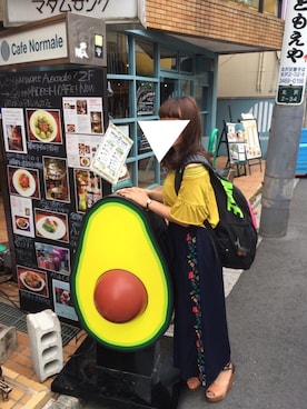 「Samansa Mos2 blue（サマンサモスモスブルー）のアイテム（その他トップス）」を使った、奈緒さん（レディース・156cm）の夏コーディネート