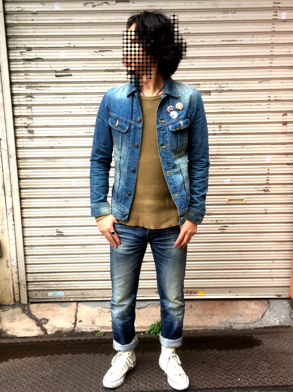 「オトナカジュアル、converse、デニム、デニムオンデニム、LEE、BEAMS、白スニーカー、春コーデ、Gジャン、ジーンズ」｜「LeeのLee×JS 101-J /リー 別注　デニム 加工#（デニムジャケット、ブルー系）」を使った、かくちゃんさん（メンズ・175cm）の春コーディネートの1枚目の写真