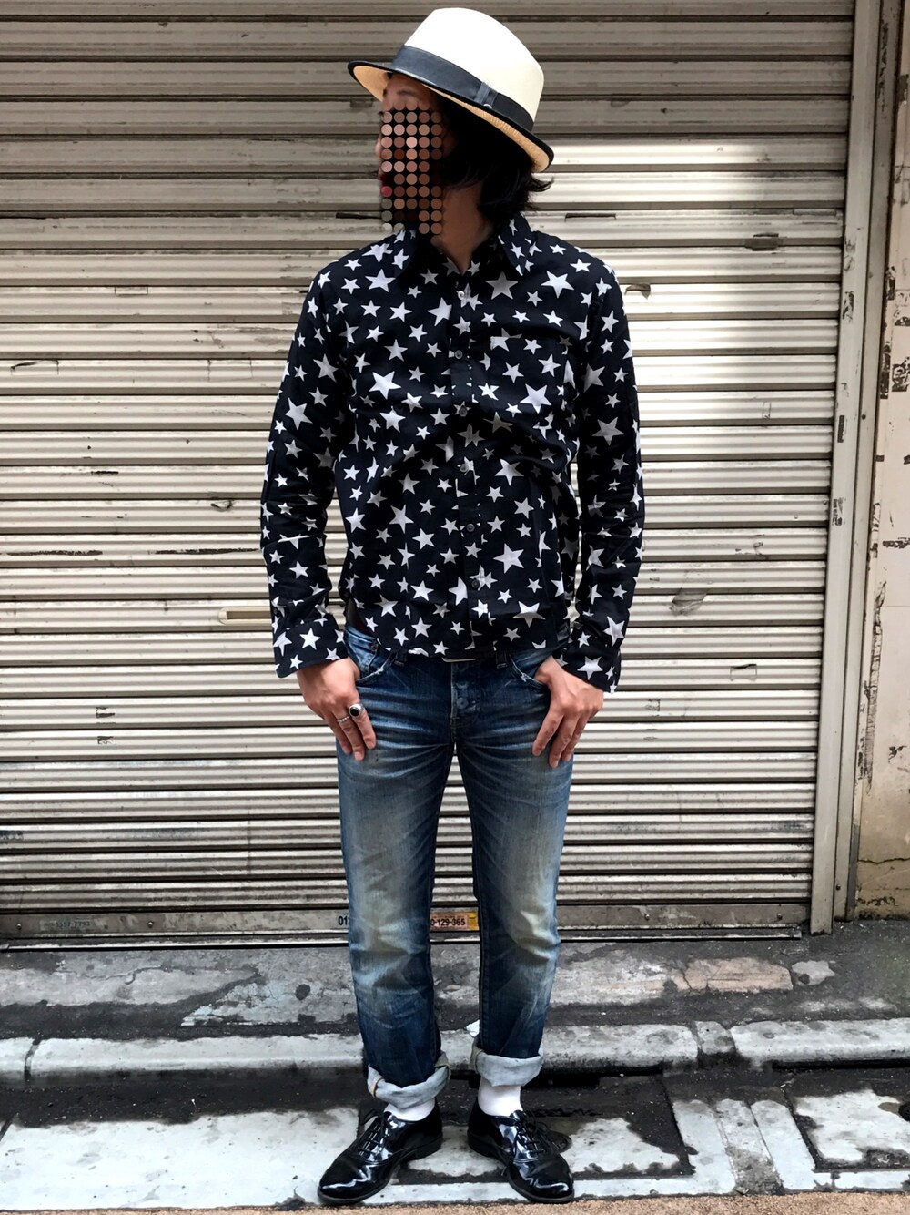 「CA4LA、パナマハット、シャツスタイル、BEAMS、デニム、大人カジュアル、アラフォー、エナメルシューズ、アメリカンアパレル、白ソックス」｜「BEAMSの◎BEAMS / スタープリント ミニレギュラー L/S シャツ（シャツ/ブラウス、ブラック系）」を使った、かくちゃんさん（メンズ・175cm）の夏コーディネートの1枚目の写真