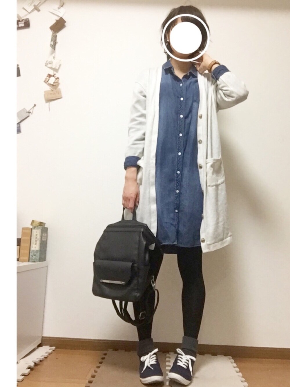 「春、デニムワンピース、ロングカーディガン、シンプル、プチプラ」｜「しまむらのアイテム（トップス、ブルー系）」を使った、ゆゆゆり。さん（レディース・160cm）の春コーディネートの1枚目の写真