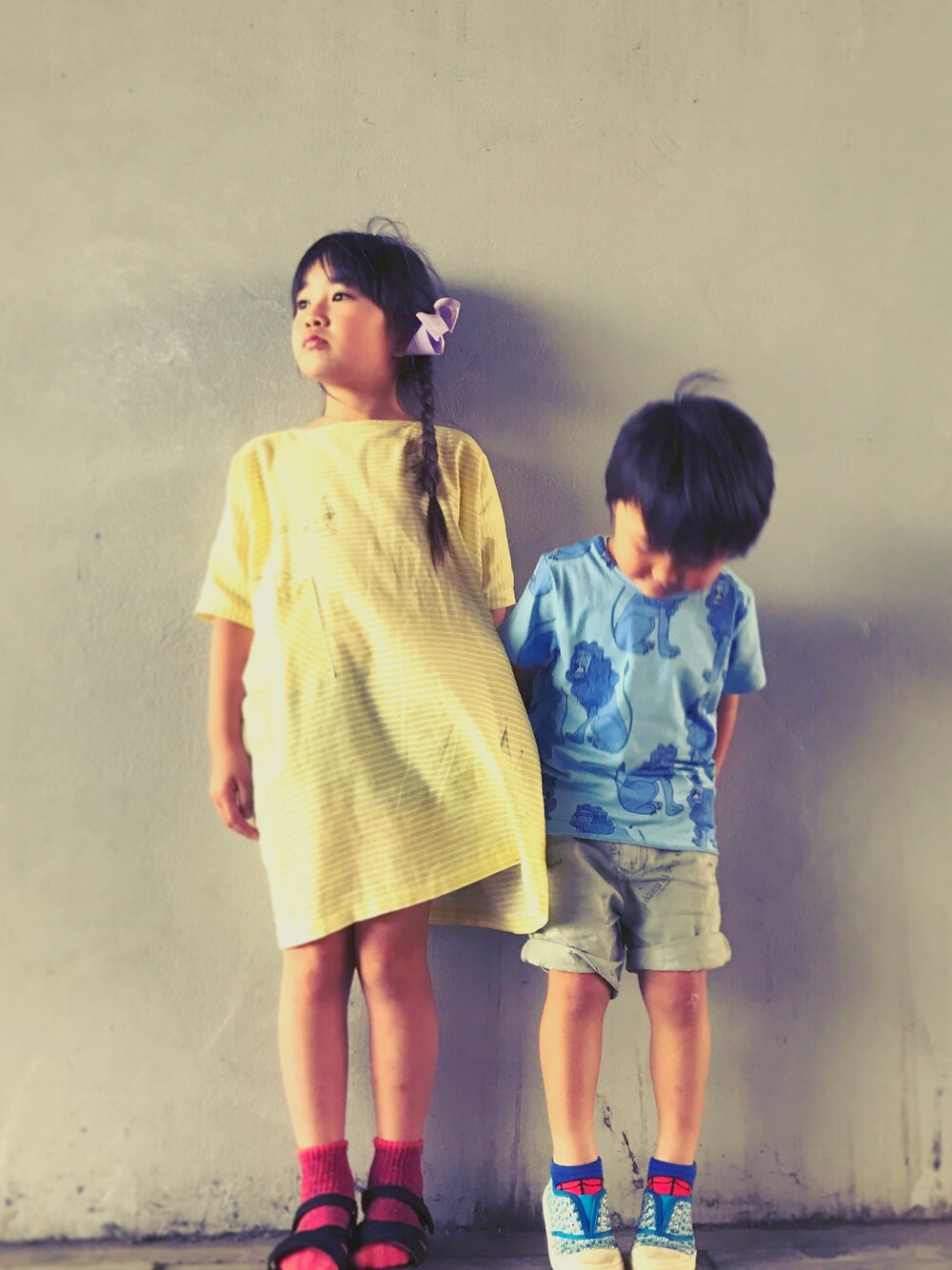 「サンダル、ワンピース」｜「DEAR MUU MUUのアイテム（ワンピース、イエロー系）」を使った、chihiroさん（キッズ・120cm）の夏コーディネートの1枚目の写真