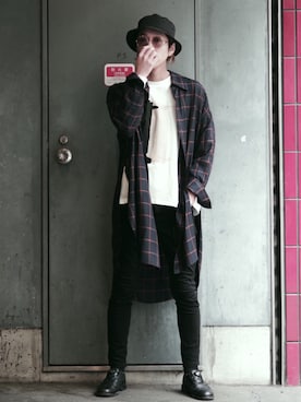 「lot holon（ロットホロン）のアイテム（トップス）」を使った、アライ@youtubeさん（メンズ・176cm）の冬コーディネート