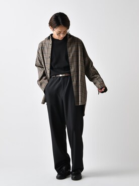 「lot holon（ロットホロン）のアイテム（スラックス）」を使った、アライ@youtubeさん（メンズ・176cm）の夏コーディネート