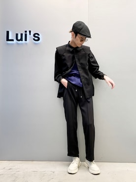 「lot holon（ロットホロン）のアイテム（スラックス）」を使った、アライ@youtubeさん（メンズ・176cm）の春コーディネート