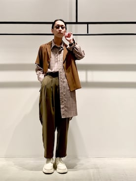 「lot holon（ロットホロン）のアイテム（トップス）」を使った、アライ@youtubeさん（メンズ・176cm）の春コーディネート