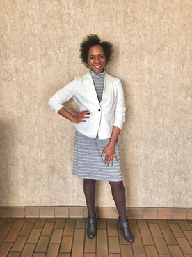 「アイテム（ドレス、グレー系）」を使った、Lisa Yorkさん（レディース・175cm）の春コーディネート