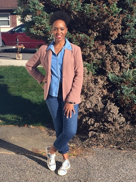 Lisa Yorkさんのコーディネート