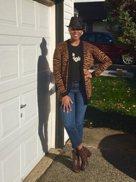 Lisa Yorkさんのコーディネート