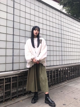 「ミディスカート」｜reina_nishizumiさん（レディース・164cm）の秋コーディネート