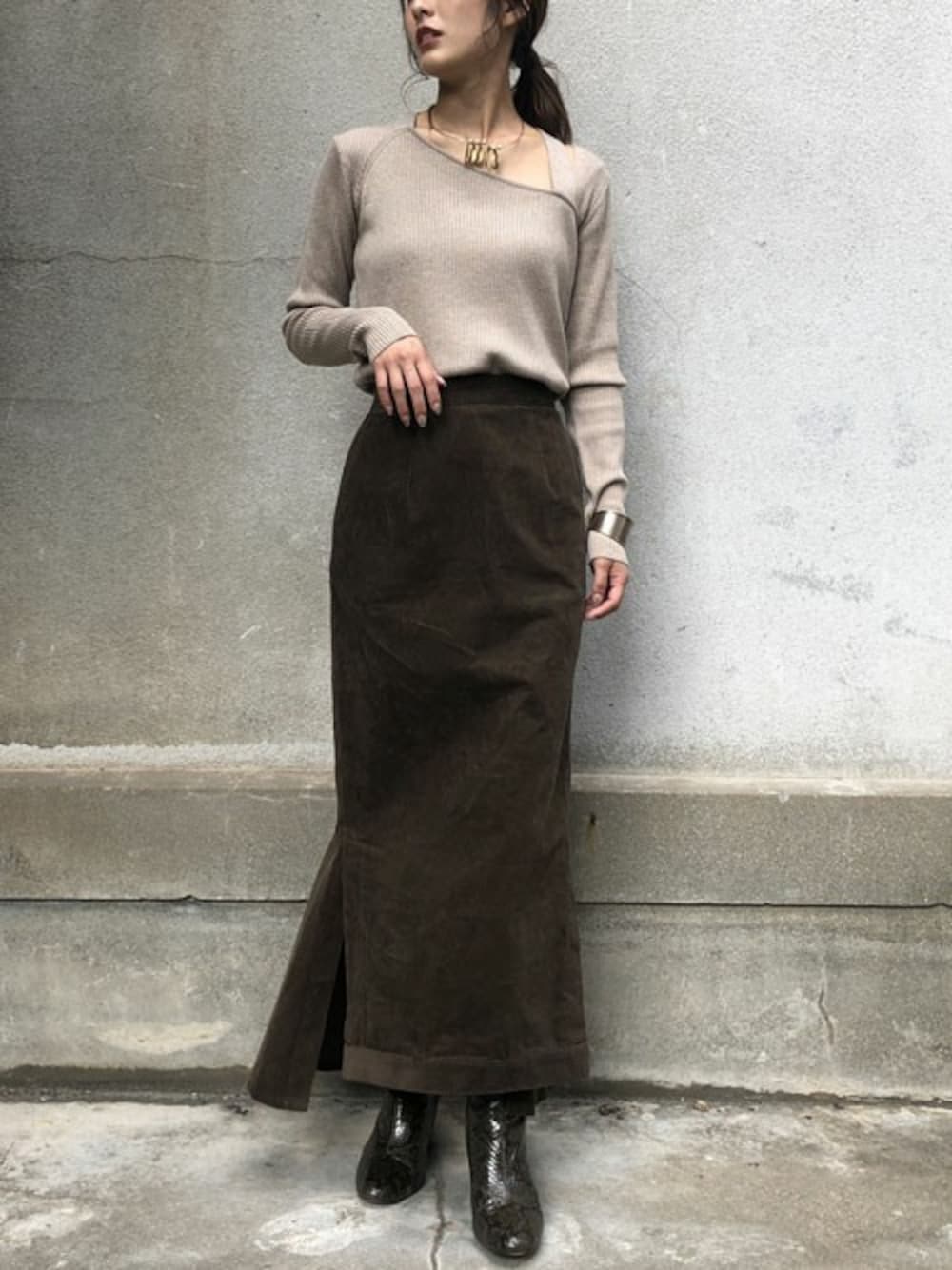 年ワンショルダーコーデを制覇してアシンメトリーなインパクトを気になる彼にを残しちゃおう じわじわ来てるワンショルダーのおしゃれコーデ をご紹介 Unisize ユニサイズ