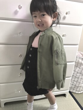 「西松屋」｜「アイテム（MA-1）」を使った、yuuuukaさん（キッズ・100cm）の春コーディネート