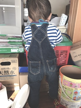 「部屋撮り」｜「アイテム（オールインワン・サロペット）」を使った、yuuuukaさん（キッズ・80cm）の春コーディネート