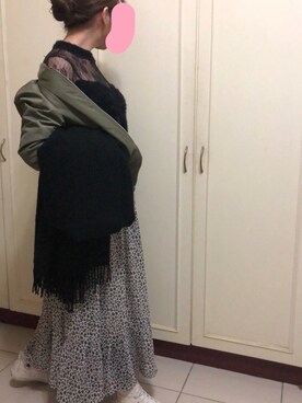 「SLY（スライ）のアイテム（MA-1）」を使った、berrさん（レディース・161cm）の冬コーディネート