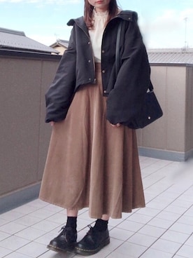 「フリルネック」｜「アイテム（ジャケット/アウター）」を使った、hitomiさん（レディース・158cm）の秋コーディネート