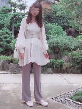 「センタープレスパンツ」｜「アイテム（その他シューズ）」を使った、hitomiさん（レディース・158cm）の秋コーディネート