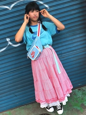 「NIKE(ナイキ)のアイテム(ショルダーバッグ)」を使った、あかりさん(レディース・161cm)の秋コーディネート