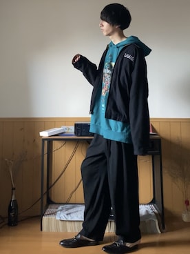 「SHAREEF（シャリーフ）のアイテム（パーカー）」を使った、ひゅさん（メンズ・182cm）の春コーディネート