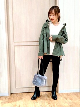 「ミニタリー」｜「アイテム（ブルゾン）」を使った、himiさん（レディース・160cm）の秋コーディネート