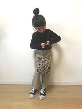 「ファー巾着」｜☞HANNA☞さん（キッズ・110cm）の秋コーディネート