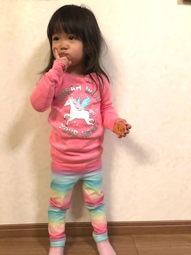 「Carter's（カーターズ）のアイテム（パンツ）」を使った、ひまぼーちゃんさん（キッズ・80cm）の春コーディネート