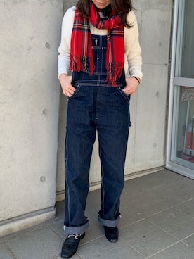 「赤チェック」｜「アイテム（サロペット/オーバーオール）」を使った、achitaさん（レディース・168cm）の冬コーディネート