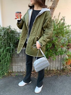「スタンスミス」｜「アイテム（ノーカラージャケット）」を使った、achitaさん（レディース・168cm）の冬コーディネート