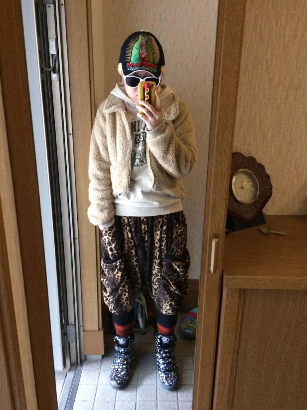 「COCOLULU、Avail、UNIQLO、古着、used」｜「COCOLULUのアイテム（スニーカー、ブラック系）」を使った、keiさん（メンズ・160cm）の秋コーディネートの1枚目の写真