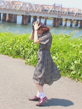 「sango（sango）のアイテム（ワンピース、ブラック系）」を使った、咲希さん（レディース・161cm）の春コーディネート