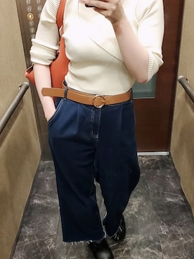 「ZARA（ザラ）のアイテム（デニムパンツ、ブルー系）」を使った、Yuriko  Tsuneokaさん（レディース・155cm）の秋コーディネート