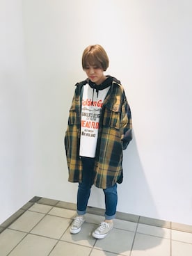 「DOUBLE NAME（ダブルネーム）のアイテム（その他アウター）」を使った、コーディネートスタッフさん（レディース・155cm）の秋コーディネート