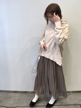 「frames RAY CASSIN（フレームスレイカズン）のアイテム（バレエシューズ）」を使った、コーディネートスタッフさん（レディース・168cm）の冬コーディネート