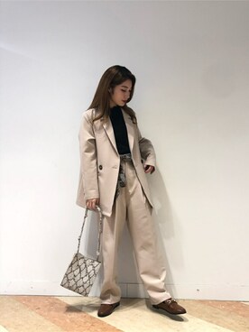 「Ray Cassin」｜「アイテム（財布/小物）」を使った、コーディネートスタッフさん（レディース・155cm）の冬コーディネート