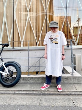 「DOUBLE NAME（ダブルネーム）のアイテム（パンツ）」を使った、コーディネートスタッフさん（レディース・157cm）の春コーディネート