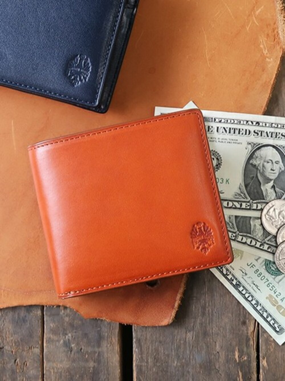AKA(ロワード本社)｜Bianchiの財布を使ったコーディネート - WEAR