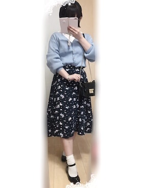 「カーディガンコーデ」｜「アイテム（ハンチング/ベレー帽）」を使った、ひなさん（レディース・161cm）の春コーディネート
