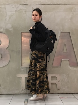 「アイテム（スウェット）」を使った、MARUERIさん（レディース・164cm）の冬コーディネート