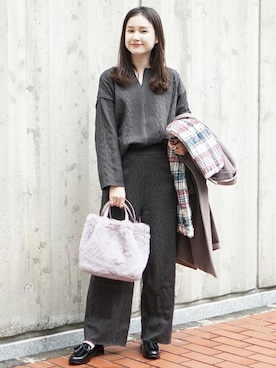 「Ray BEAMS（レイビームス）のアイテム（ローファー）」を使った、MARUERIさん（レディース・164cm）の秋コーディネート