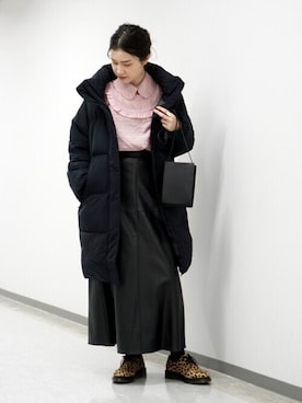 「レザースカート」｜MARUERIさん（レディース・164cm）の冬コーディネート