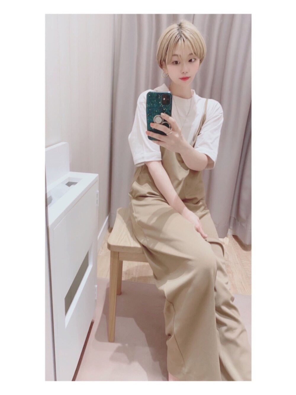 「USAコットン、シューラルー、プチプラ、きれいめカジュアル、おしゃれさんと繋がりたい、オールインワン、ootd、秋のコーデ、カジュアルコーデ、シンプル」｜「DRESKIPの【M-L】USAコットン裾ラウンドゆるTシャツ（Tシャツ/カットソー、ベージュ系）」を使った、takapiiさん（レディース・160cm）の夏コーディネートの1枚目の写真