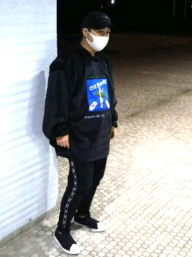 「muta（ムータ）のアイテム（キャップ）」を使った、Takashiさん（メンズ・161cm）の冬コーディネート