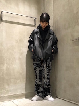 「MONKEY TIME（モンキータイム）のアイテム（ライダースジャケット）」を使った、Momo Mizoteさん（レディース・154cm）の冬コーディネート