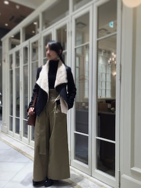 「MARC JACOBS（マークジェイコブス）のアイテム（シューズ）」を使った、hanaさん（レディース・162cm）の冬コーディネート