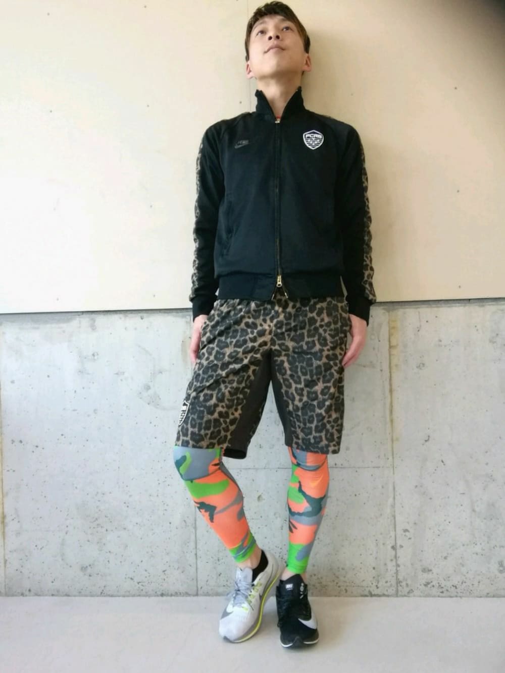 「スニーカー、ナイキ、F.C.R.B.、ナイキラブ、ワークアウト、トレーニング、レオパード」｜「F.C.R.B.のアイテム（ジャージ、ブラウン系）」を使った、BOSS.Buckyさん（メンズ・168cm）の春コーディネートの1枚目の写真