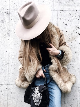 「ヤヌーク」｜「アイテム（アクセサリー）」を使った、Lilyさん（レディース・160cm）の冬コーディネート