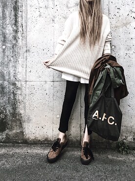 「GRL（グレイル）のアイテム（レギンス/スパッツ）」を使った、Lilyさん（レディース・160cm）の春コーディネート