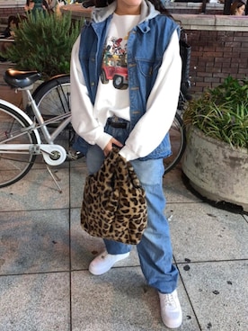 「古着女子」｜「アイテム（デニムジャケット）」を使った、Sally さん（レディース・167cm）の秋コーディネート