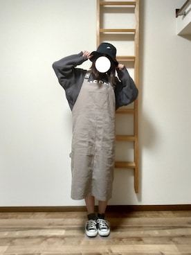 「H&M（エイチ・アンド・エム）のアイテム（ジャンパースカート）」を使った、ryoさん（レディース・161cm）の秋コーディネート
